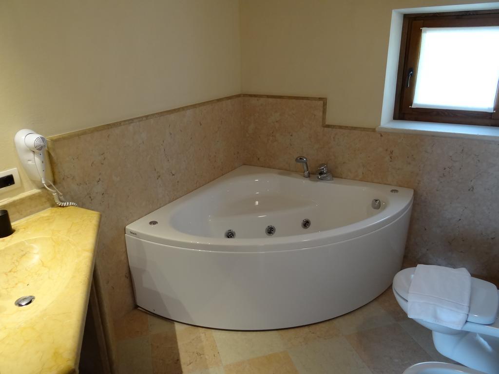 Le Camere Della Bice Negrar Habitación foto