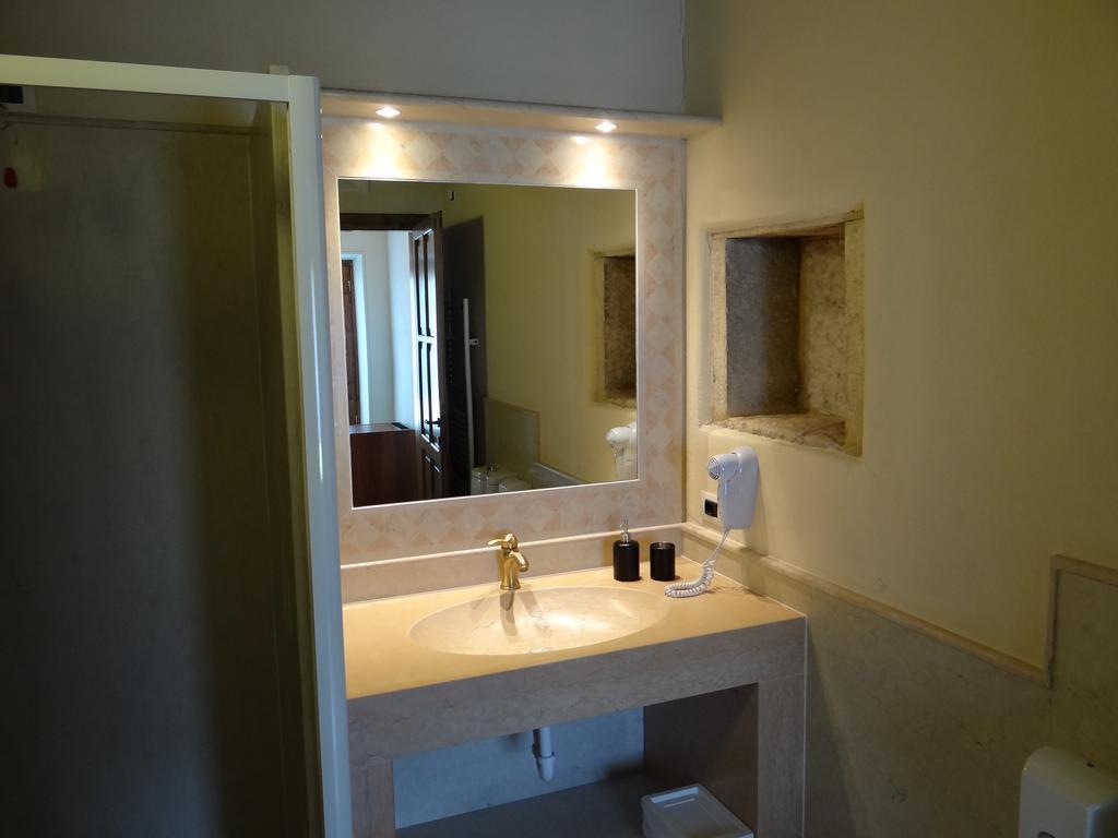 Le Camere Della Bice Negrar Habitación foto